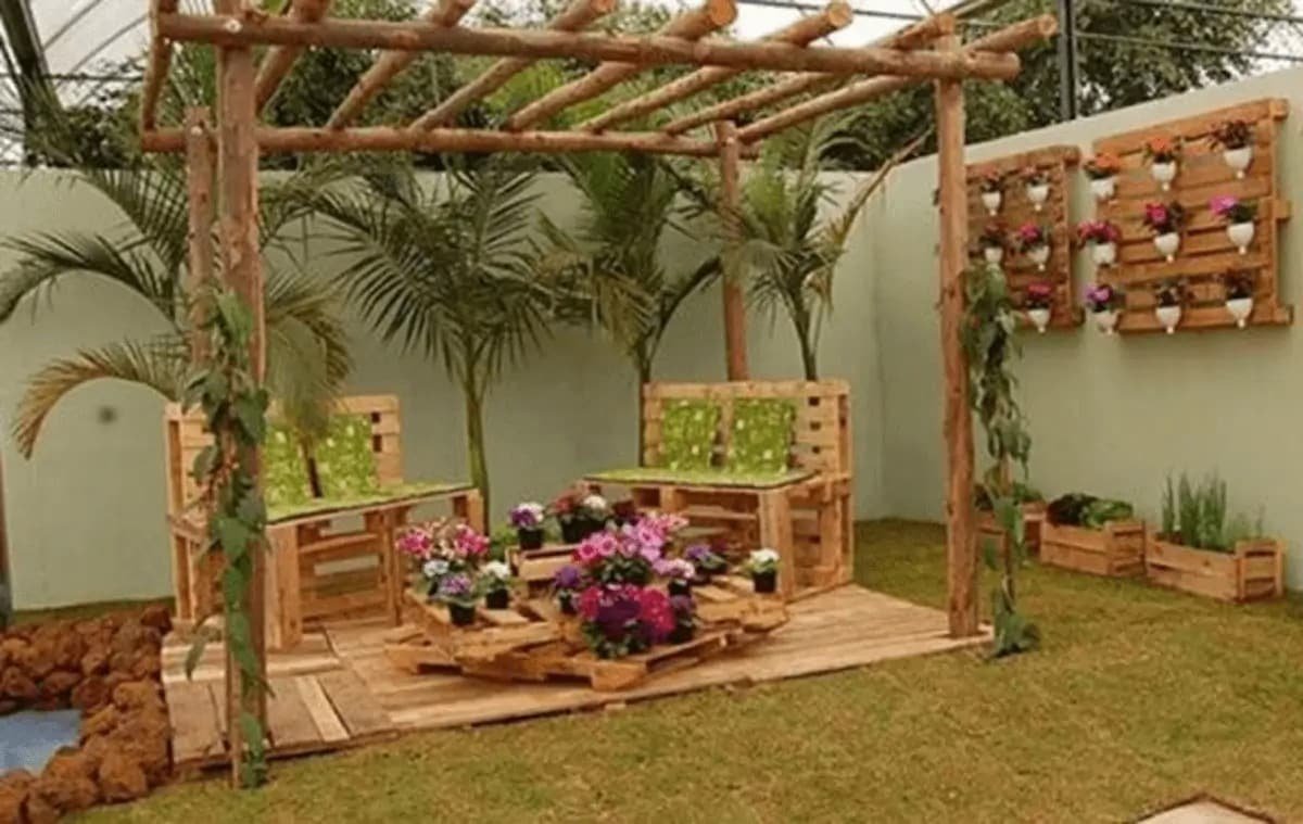 Composite Decking Garden Ideas 1