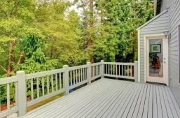 Can-Decking-Composite-Boards-Be-Painted.webp.jpeg