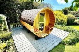 Solid-Composite-Decking-Vs-Hollow-Composite-Decking.webp.jpeg